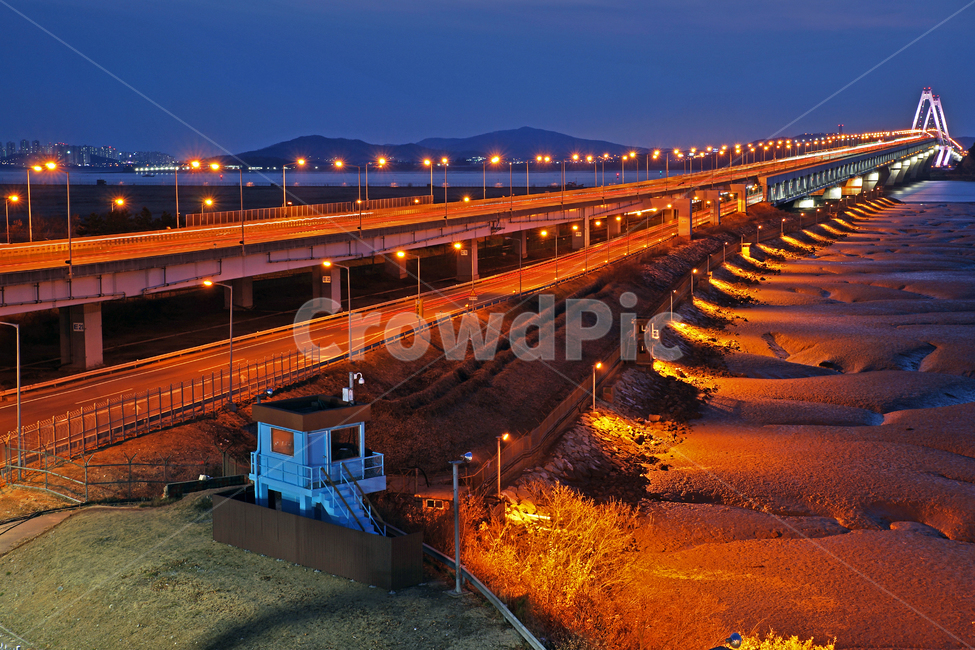 영종대교,영종도,서해,인천,야경,갯벌,썰물,다리,조명,야경,밤,풍경,nightscape,night,landscape