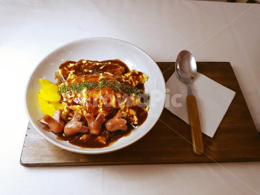 소시지,숟가락,파슬리,오믈렛,저녁식사,음식,식재료,요리,food,cook,meal,dishes,food reserves