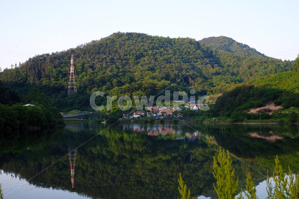 반영사진,저수지,마을,평온함,평화,자연,풍경,nature,landscape,한국자연풍경,한국자연경관,korea nature landscape,outdoors,옥외,water,물