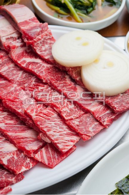 한우,갈비,갈비살,한우갈비살,소갈비,육류,소고기,소,한식,숯불,숯불구이,koreanbeef,primeribs,charcoalgrill,육류,고기,meat