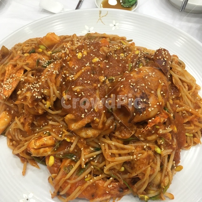 food,음식,meal,식사,dish,요리,해물찜,매콤한,술안주,해물요리,아구찜,아귀찜,야식