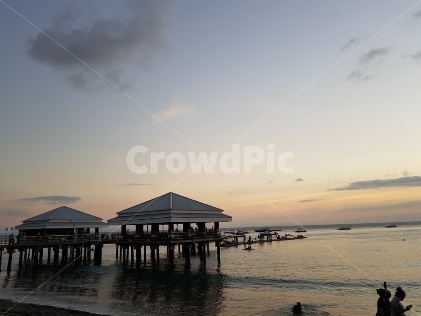 잔잔한노을,해안가,바닷가,하늘과바다,beach