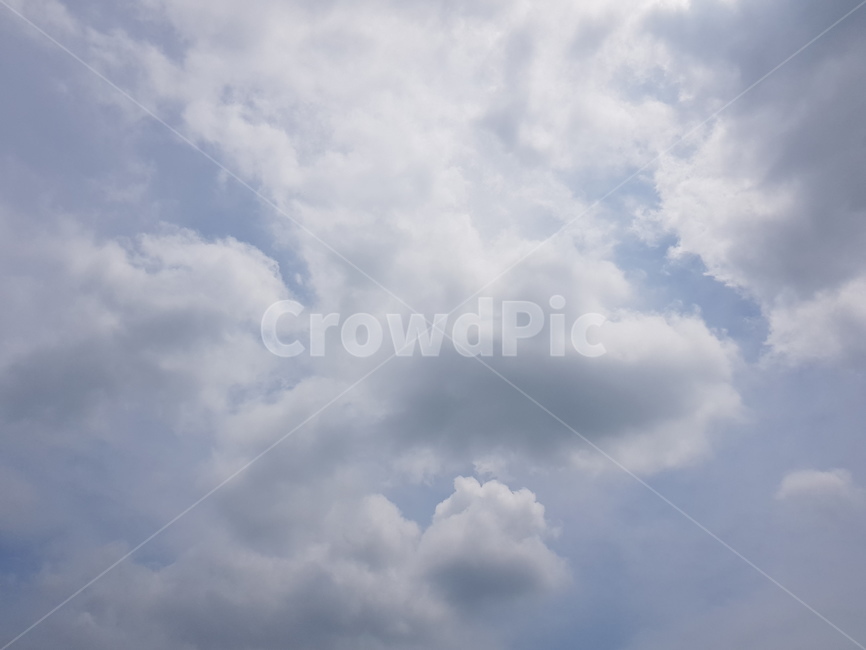 하늘,구름,뭉게구름,파란하늘,흰구름,하얀구름,흰색,하늘색,cloud,sky,bluesky,blue,white