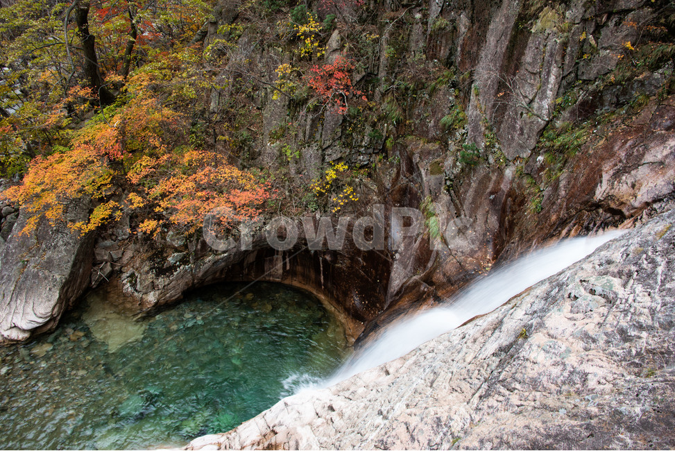 설악산,국립공원,가을,천불동계곡,천당폭포,옥빛,옥빛소,가을,계절,fall,autumn,season,자연,풍경,nature,landscape,water,물,outdoors,옥외