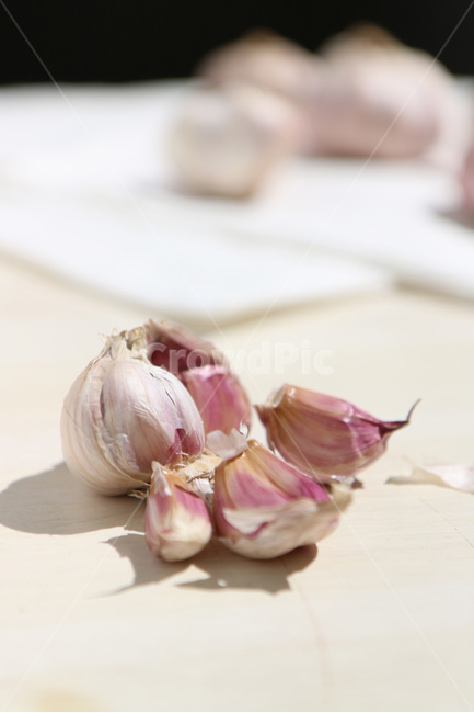 사진,마늘,야채,채소,햇마늘,나무,원목,질감,재질,빈티지,육쪽마늘,깐마늘,패브릭,갈릭,통마늘,재료,식자재,텍스처,garlic,wholegarlic,vegetable,food,wood,texture,음식,식재료,요리,food,cook,meal,dishes,food reserves,채소,야채,vegetables