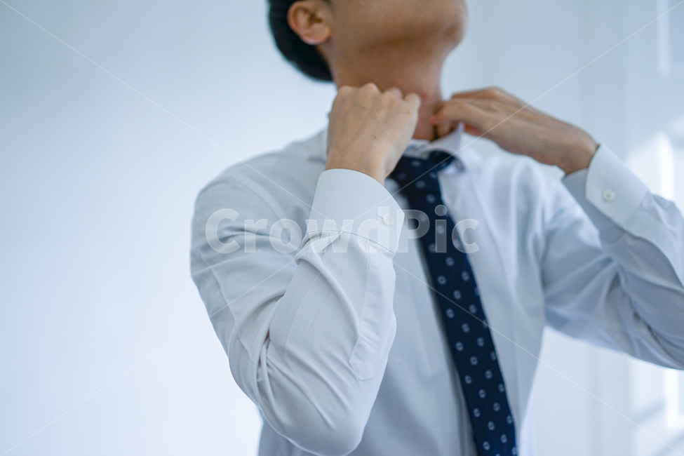 정장,넥타이,tie,남성,남자,셔츠,와이셔츠,의류,apparel,사람,인물,인간,human,person,남성,남자,man,male,비즈니스,사업,business,service,work