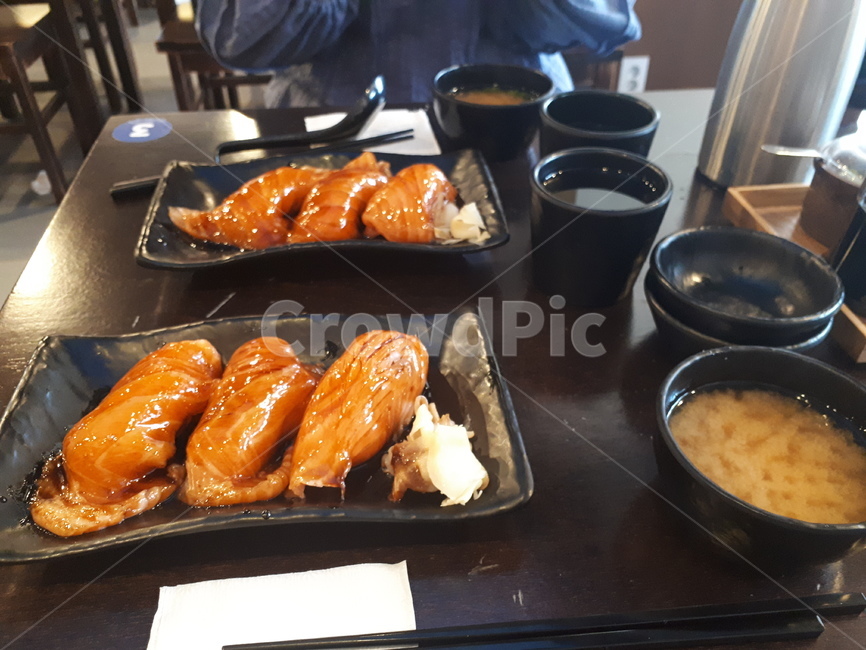 연어초밥,대왕연어,연어,초밥,음식점,일식