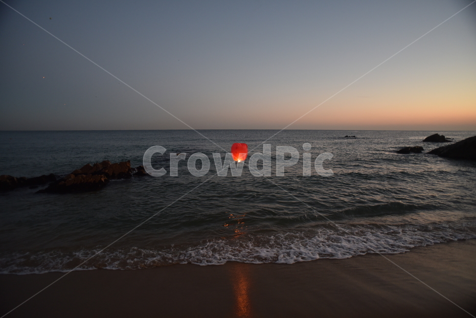 바다,sea,해변,풍경,landscape,연등,새벽,일출,nature,자연,sunrise