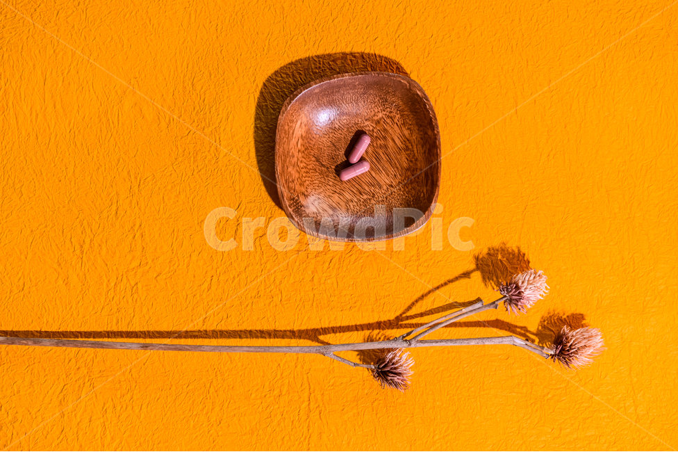 알약,비타민,건강보조제,힐링,장수,건강,다이어트,보조제,면역력,추출물,수면건강,수면제,항우울제,스트레스완화,약물치료,약물,건강이슈,솔류션,유단백,엽산,에너지,세포,혈액생성,긴장완화