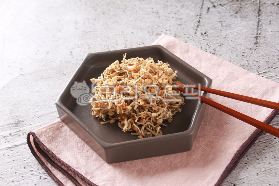 반찬,한식,요리,멸치볶음,잔멸치볶음,밑반찬,한식요리,한국요리,푸드,음식,식재료,요리,food,cook,meal,dishes,food reserves