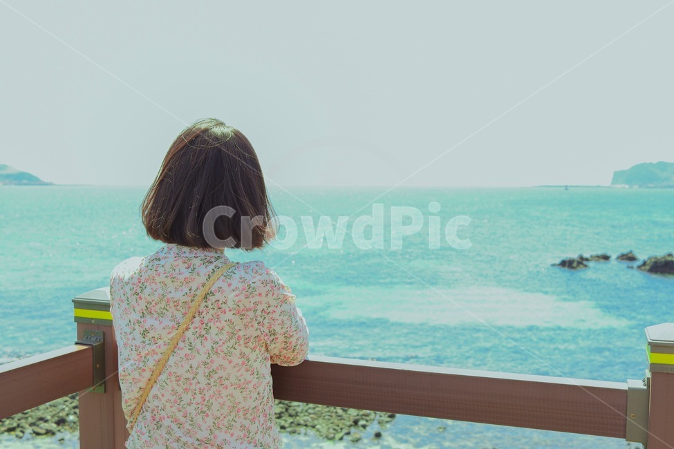 여행,바다,see,human,인간,person,사람,뒷모습