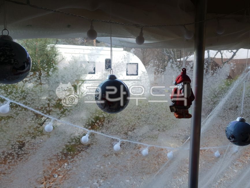 캠핑,캠핑장식,크리스마스,산타장신구,감성캠핑