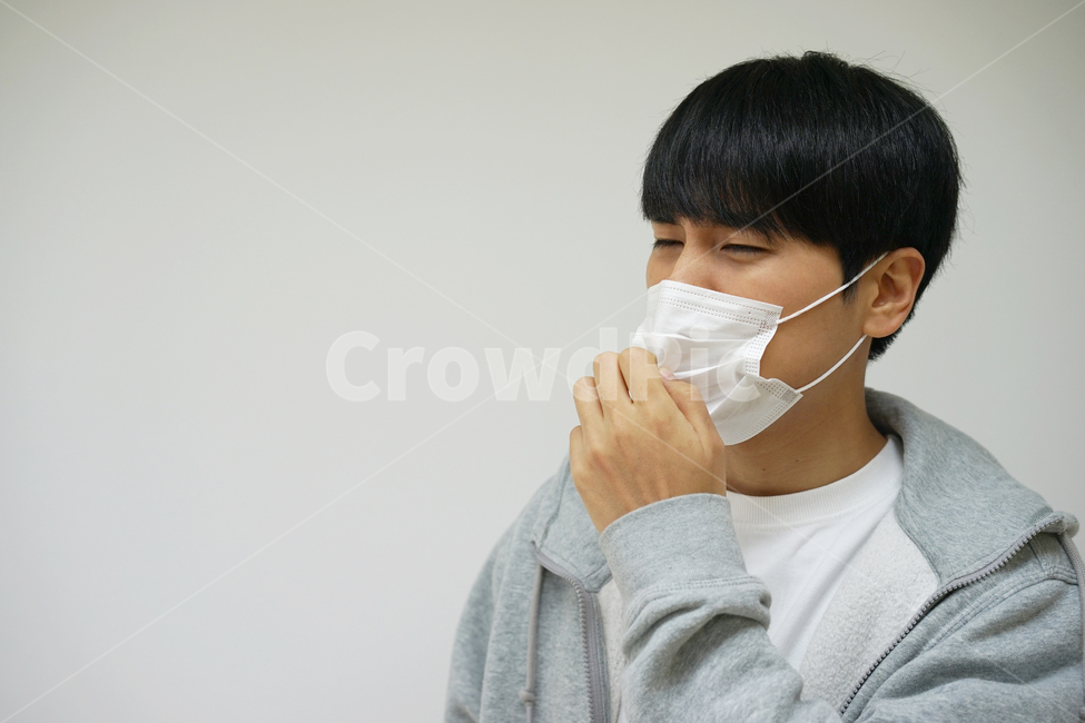 바이러스,기관지,호흡기,남성,남자,우한폐렴,미세먼지,황사,스모그,마스크,위생,건강,사람,인물,인간,human,person,얼굴표정,facial expression,face,남성,남자,man,male,감정표현,기분,feeling,emotion,건강,헬스웨어,헬스케어,healthware,health care