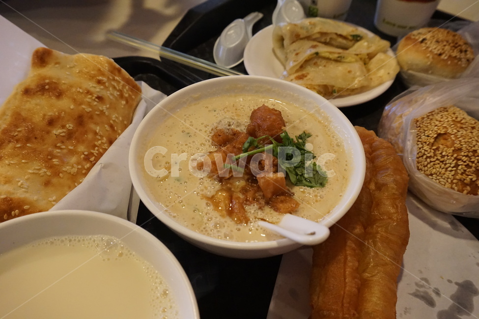 dish,요리,food,음식,meal,식사,bowl,사발,대만음식,중국음식,중식,중화요리,이색음식,맛있는음식,noodle,국물요리,아침식사,breakfast,chinesebreakfast,계란요리,밀가루,밀가루음식,전병,빵,bread,밀전병,모닝빵,bun,스프,수프,soup,국물,도우장,또우장,콩스프,두유,두장,중국식아침식사,대만식아침식사,중국식아침,음식,식재료,요리,food,cook,meal,dishes,food reserves