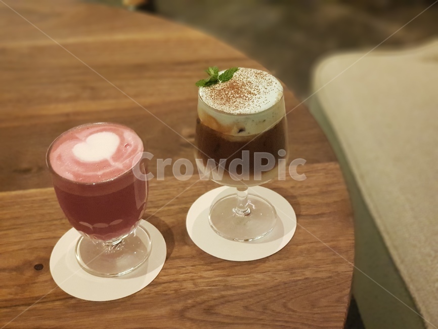 커피,민트라떼,민트초코라떼,레드라떼,핑크라떼,까페,커피,카페,coffee,cafe