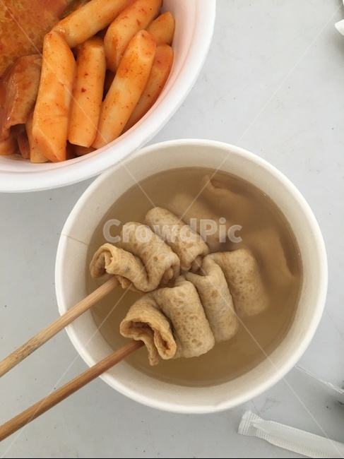 bowl,사발,어묵,꼬치어묵,떡볶이