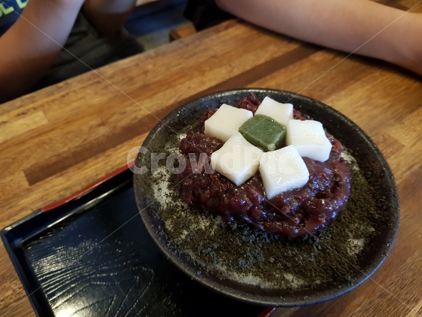 빙수,흑임자,팥빙수,흑임자빙수,떡,음식,식재료,요리,food,cook,meal,dishes,food reserves,디저트,간식,후식,dessert,snack