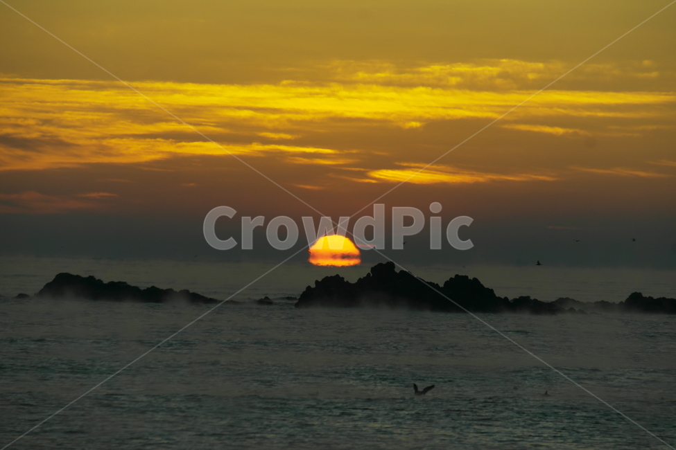 일출,바다,물안개,풍경,강양항,자연,풍경,nature,landscape,한국자연풍경,한국자연경관,korea nature landscape,outdoors,옥외,sunset,일몰,dawn,새벽,sky,하늘,red sky,붉은 하늘,dusk,황혼