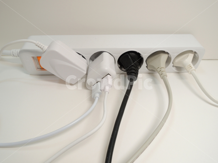 전기선,멀티탭,콘센트,전기코드,먼지합선,multipletap,lampadaptor,socket,powerpoint,electricaloutlet,adaptor