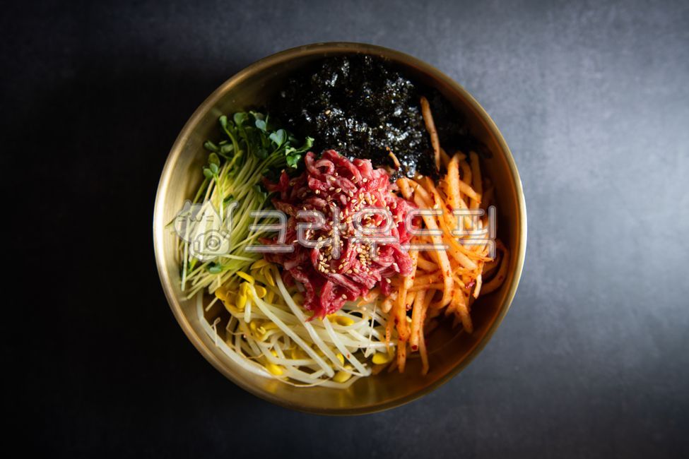 ingredient,Bean sprouts,top view,bibimbap,one bowl,radish,seaweed powder,raw meat,vegetable,bowl,food,brassware,meal,Sesame salt,vintage,background,Yukhwa Bibimbap,ingredients,tradition,carrot