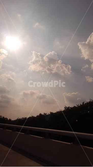 하늘,구름,여름,가드레일,빛무리,자연,풍경,nature,landscape,flare,플레어,light,빛,weather,날씨,sunlight,햇빛,outdoors,옥외,cumulus,적운,sky,cloud