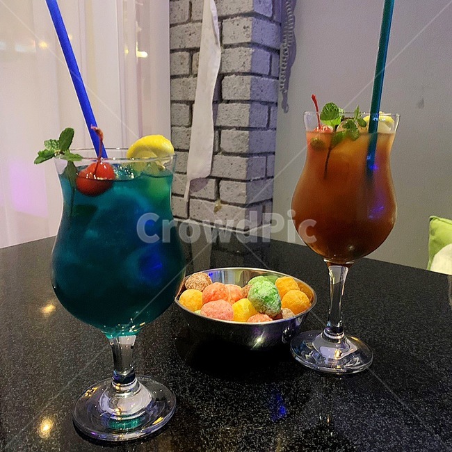 cocktail,칵테일,drink,음주,beverage,마실것,alcohol,알코올
