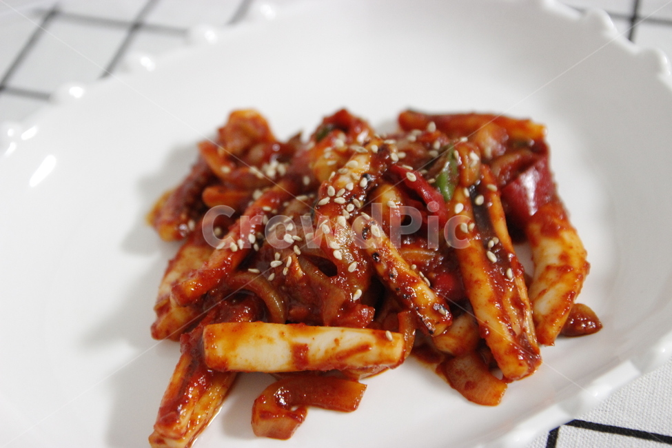 한국요리,한국음식,반찬,밑반찬,오징어볶음,오징어,오징어요리,매운요리,spicy,koreanfood,음식,식재료,요리,food,cook,meal,dishes,food reserves,한식,한국음식,한국요리,korean food,korean dishes,korean meal,korean cook