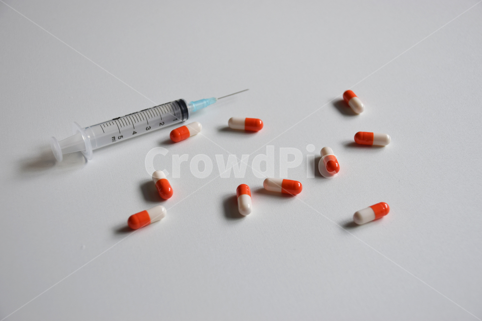 약,알약,예방,예방접종,약국,건강,신체검사,약물,마약,피임,피임약,바늘,병원,주사기,주사,의료,의료,의학,병원,medical,hospital,clinic,사물,물건,오브젝트,thing,object,matter