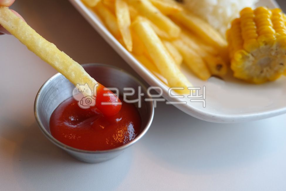 fried food,food,French fries,potato,French Fries,fat,fatty food,cooking,fastfood,ketchup