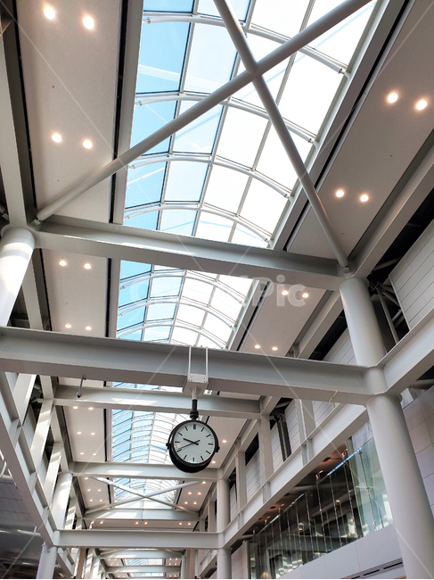 인천공항,건축물,시계,architecture,building,건물,스카이라이트,skylight,창문,window,전등,건축물,건물외관,exterior,building,structure,architecture,construction