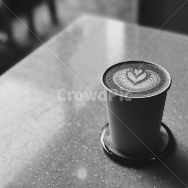 커피,라떼아트,커피아트,coffee,latteart,coffeeart,커피,카페,coffee,cafe,감성,sensible,feeling,흑백,모노톤,monochrome,black and white