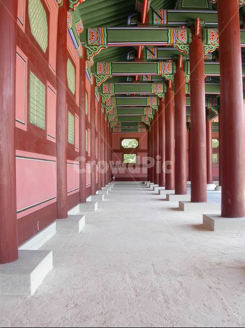 경복궁,회랑,궁,고궁,단청,궁궐,복도,기둥,나무,나무기둥,건축,전통,조선시대,전통건축,한국,한국문화,건축물,건물외관,바닥,한국전통,한국문화,korean traditional,korean culture