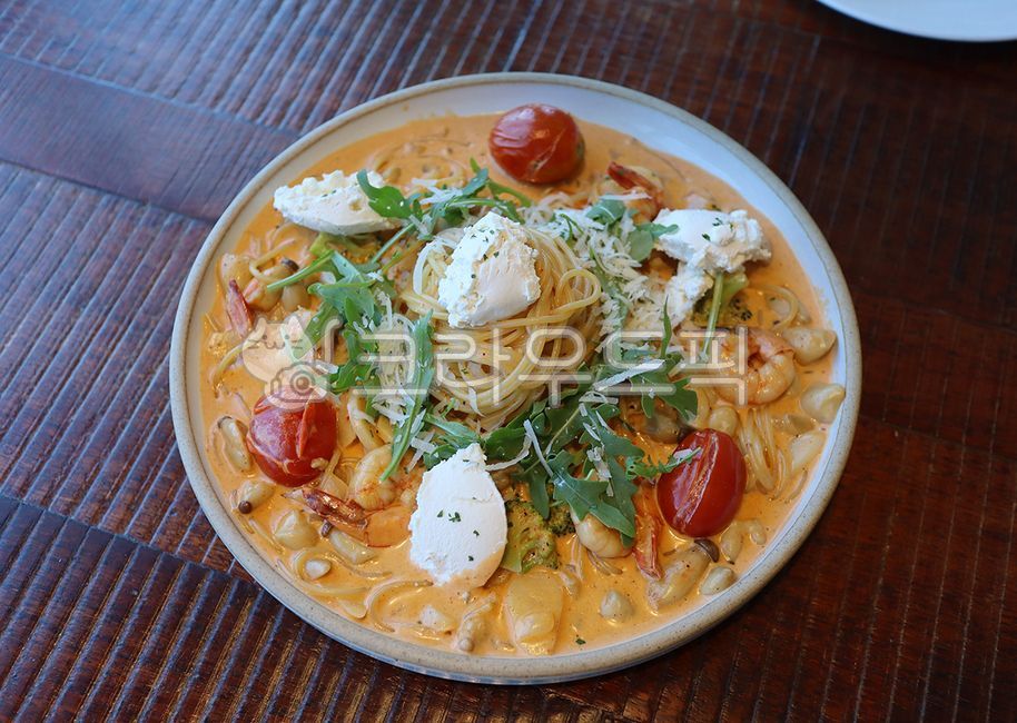 rose sauce,Italian food,pasta,restaurant,ros,Ricotta Cheese,rose pasta,Noodle dish