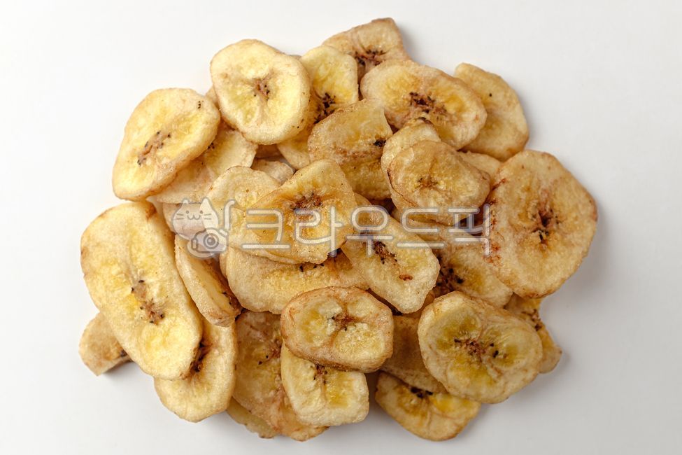 banana,dried fruit,close up,ingredient,fruit,snack,banana chips,food,meal,sliced,dessert,dried banana,grocery,Food Ingredients,ingredients,crunchy,sweet
