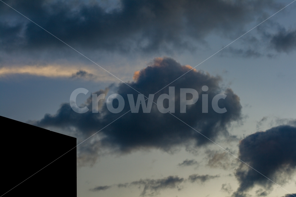 하늘,노을,구름,저녁하늘,sky,cloud,sunset,건물역광,건물,역광,자연,풍경,nature,landscape,건축물,건물외관,exterior,building,structure,architecture,construction,weather,날씨,cumulus,적운,outdoors,옥외