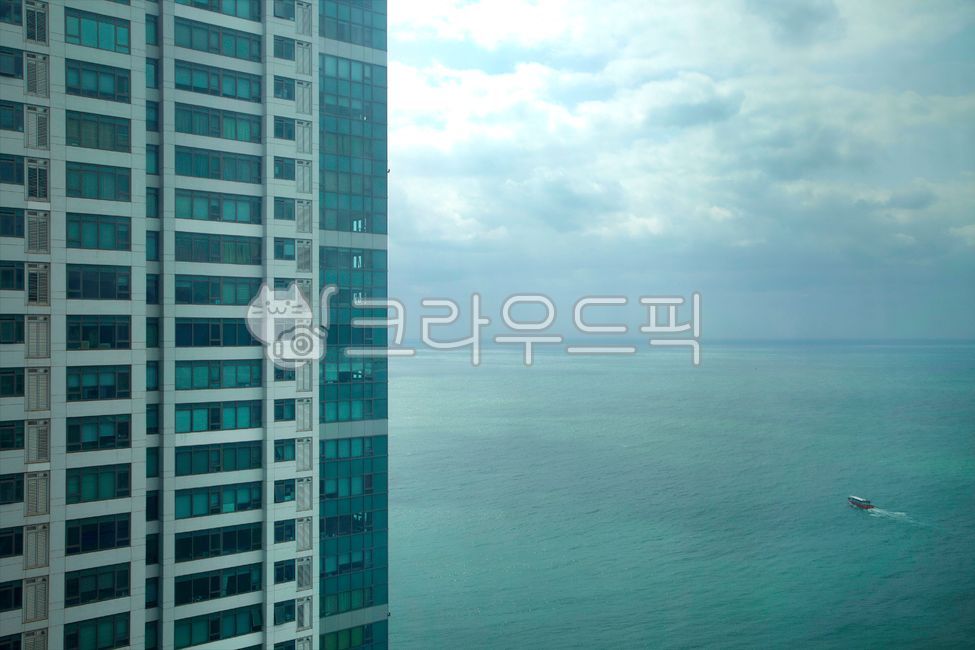해운대,바다,수평선,파란하늘,고층아파트,바닷가,건축,haeundae,sea,horizon,bluesky,highriseapartments,beaches,architecture,buildings,town,도시,building,건물,highrise,고층건물,officebuilding,사무실건물,아파트,배