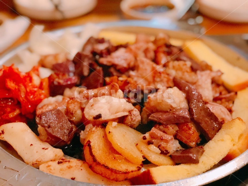 곱창,고기,막창,대창,불판