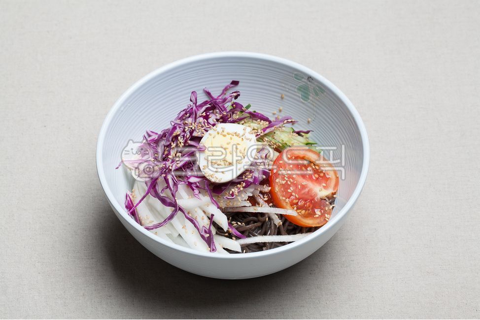 Bibim Soba,noodle,tomato,vegetable,cotton wool,Buckwheat noodles