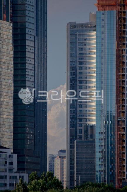 배경화면,wallpapers,건물,도시,구름,나무,자연