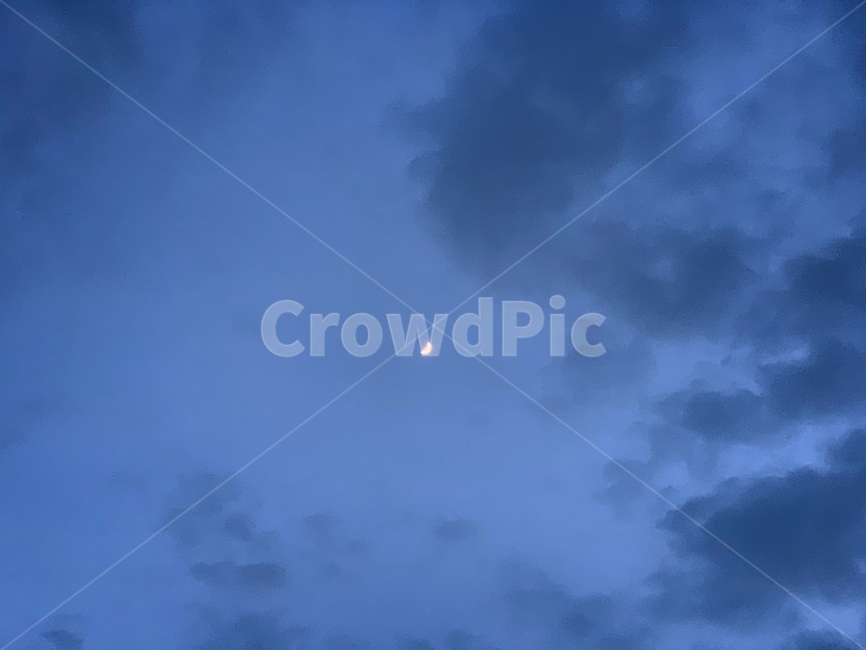 달,초승달,하늘,저녁하늘,감성,skyview,moon,newmoon,감성사진,배경
