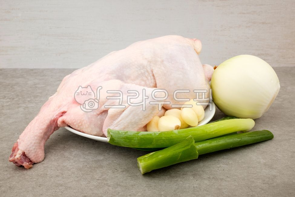 chicken,ingredient,fishy smell,raw,raw chicken,carcass meat,food,slippery,meal,White,uncooked,meat,grocery,Food Ingredients,lean meat,ingredients,chicken skin,fresh