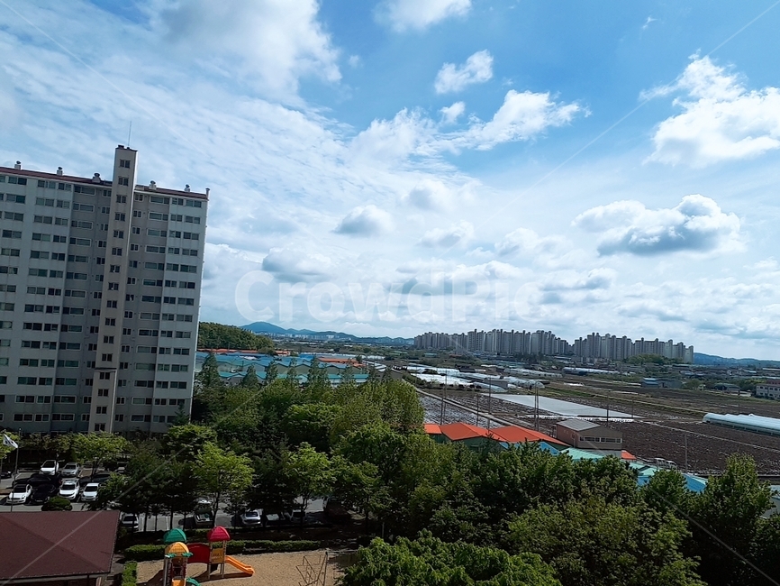 하늘,푸른,자유,구름,맑음,드넓은,도시,풍경,city,landscape,한국도시풍경,한국도시경관,korea cityscape
