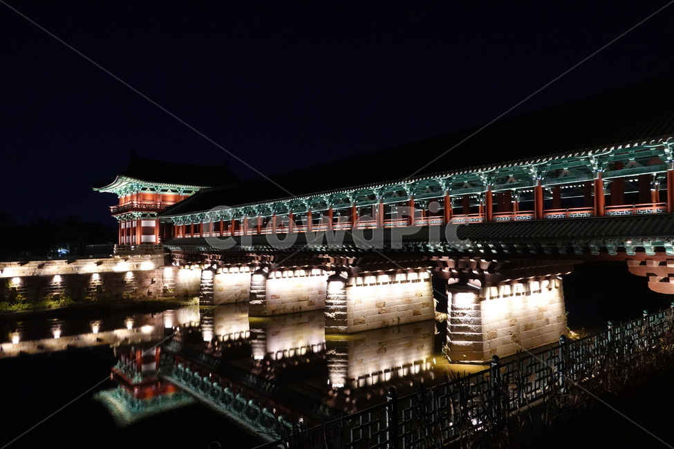 빛,밤,신라,다리,월정교,야경,밤,풍경,nightscape,night,landscape,한국전통,한국문화,korean traditional,korean culture,랜드마크,landmark,tourist attraction,한국랜드마크,한국관광지,한국명소,korea landmark,korea tourist attraction,건축물,건물외관,exterior,building,structure,architecture,construction