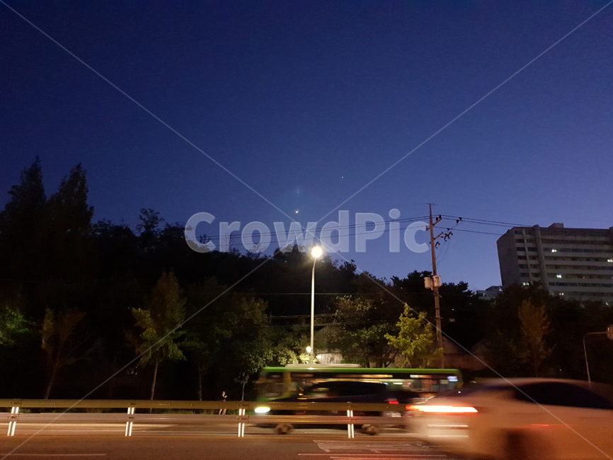 도로,전봇대,밤,자동차,길거리,감성,야경,밤,풍경,nightscape,night,landscape