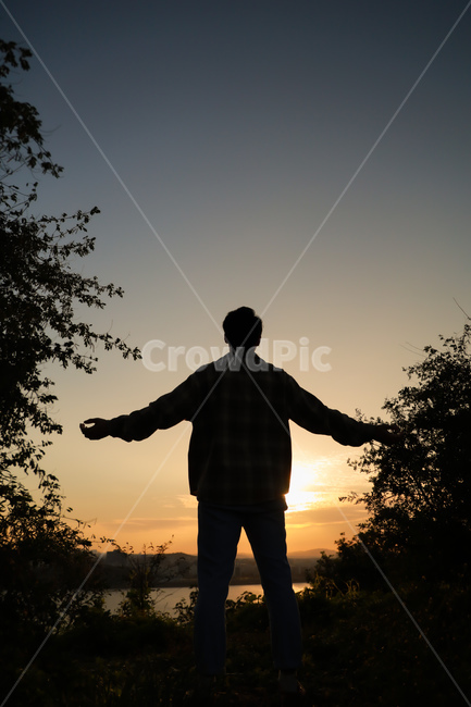 일몰,해질녘,노을,역광,인물,가을,사람,인물,인간,human,person,남성,남자,man,male,실루엣,그림자,silhouette,shadow,인물실루엣,사람실루엣,character silhouette,human silhouette