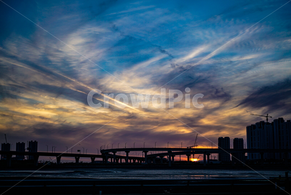 인천,송도신도시,노을,일몰,하늘,도시,풍경,city,landscape,한국도시풍경,한국도시경관,korea cityscape,실루엣,그림자,silhouette,shadow,waterfront,워터 프론트,water,물