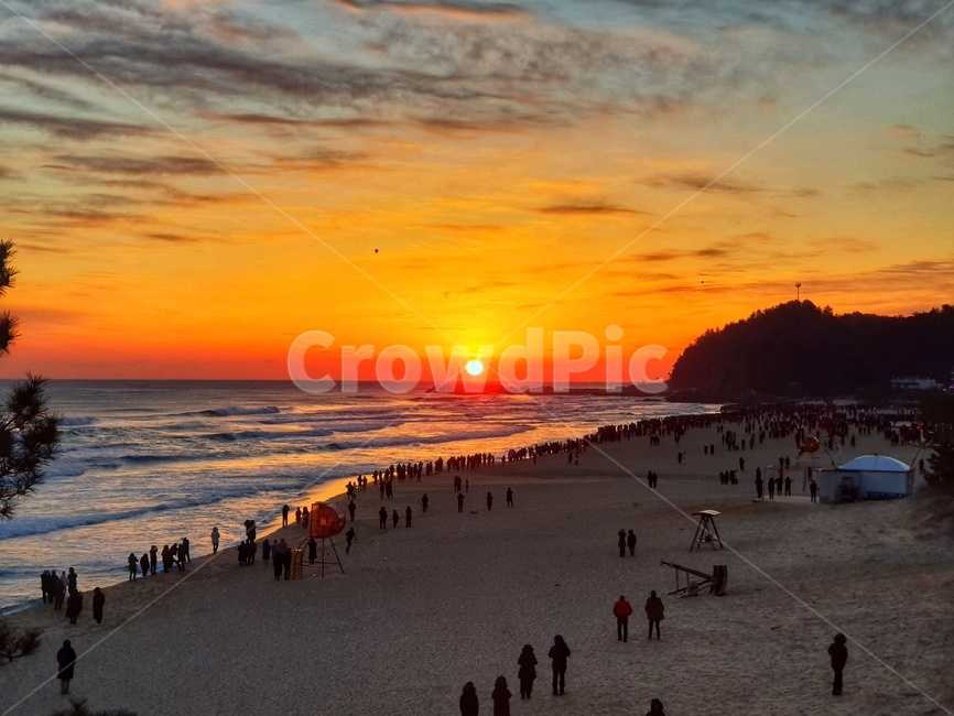 human,인간,person,사람,nature,자연,outdoors,옥외,붉은하늘,redsky,sky,하늘,해변,바다,beach,sea