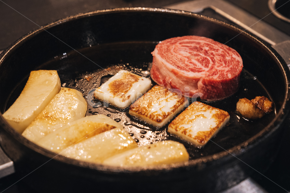 고기,구이,등심,새우등심,치즈,임실치즈,감자,맛집,food,음식,식재료,요리,food,cook,meal,dishes,food reserves,육류,고기,meat