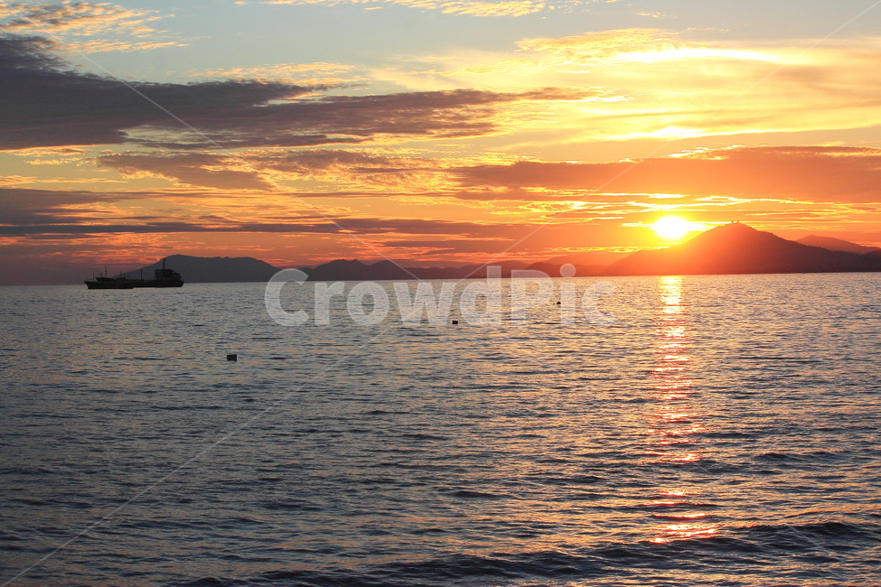 일몰,노을,바닷가,감성사진,아름다움,중국여행,요트,산야베이,PhoenixIsland,Sanya,랜드마크,휴가,여행,하이난,citylandscape,해외여행,foreign,oversea,world,worldcityscape,경치,outdoors,옥외,감성,sensible,feeling,휴식,힐링,rest,relaxation,healing,중국관광지,동양의하와이,휴양지,붉은노을,자연풍경,여름풍경,sanya,자연,풍경,nature,landscape,해외,외국,세계,foreign,oversea,world,세계자연풍경,해외자연풍경,외국자연풍경,world nature landscape,outdoors,옥외,sky,하늘,sunset,일몰,dusk,황혼,dawn,새벽,red sky,붉은 하늘