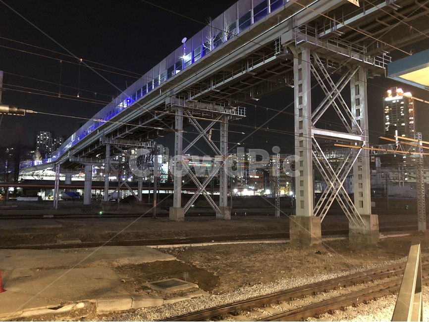 철도,지하철,철로,서울밤,철길밑,야경,밤,풍경,nightscape,night,landscape,도시,city,교통,교통수단,traffic,transportation